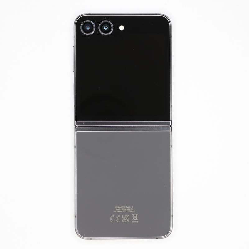 Samsung Galaxy Z Flip5 256GB Graphite