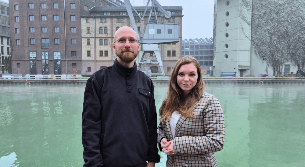 Marcel Scharf und Miriam Heeke am herbstlichen Hafen in Münster